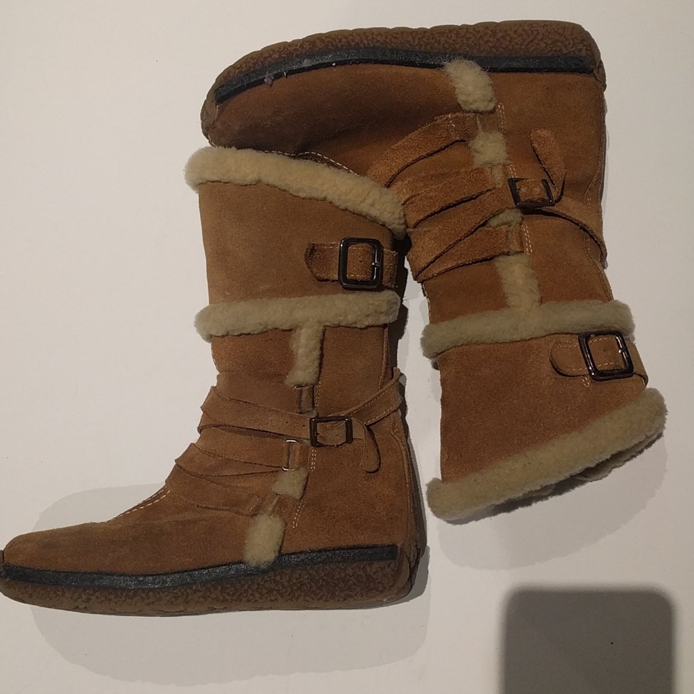 Beautiful leather boots by Elle🍀🍀🍀